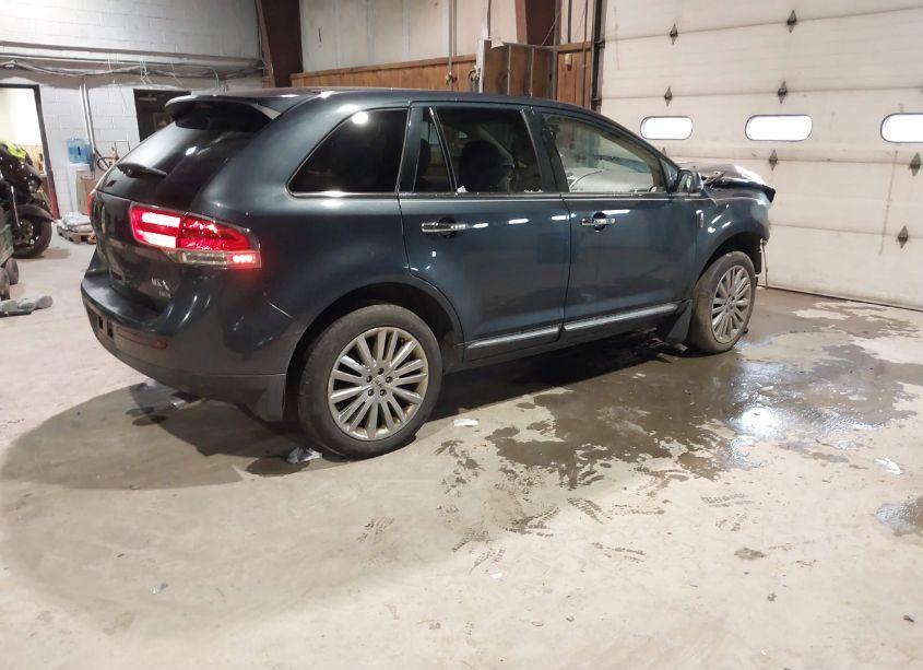 Photo 4 of 2013 Lincoln Mkx (VIN 2LMDJ8JK3DBL10130)