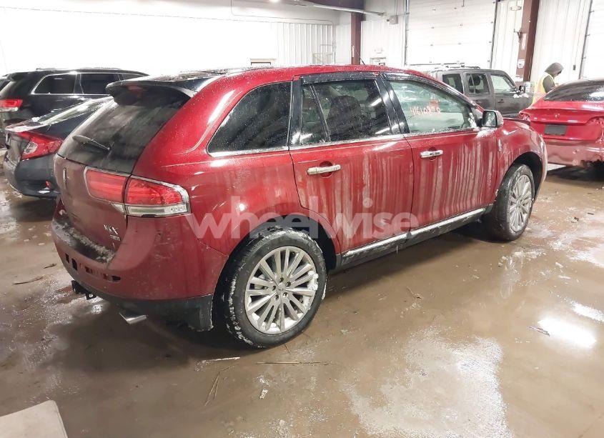 Photo 4 of 2013 Lincoln Mkx (VIN 2LMDJ8JK5DBL36745)