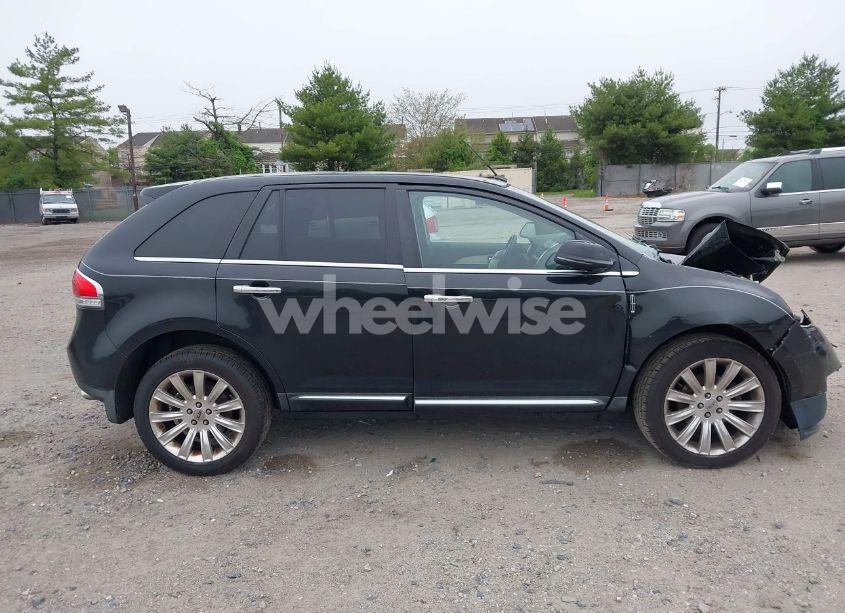 Photo 13 of 2013 Lincoln Mkx (VIN 2LMDJ8JK6DBL33448)