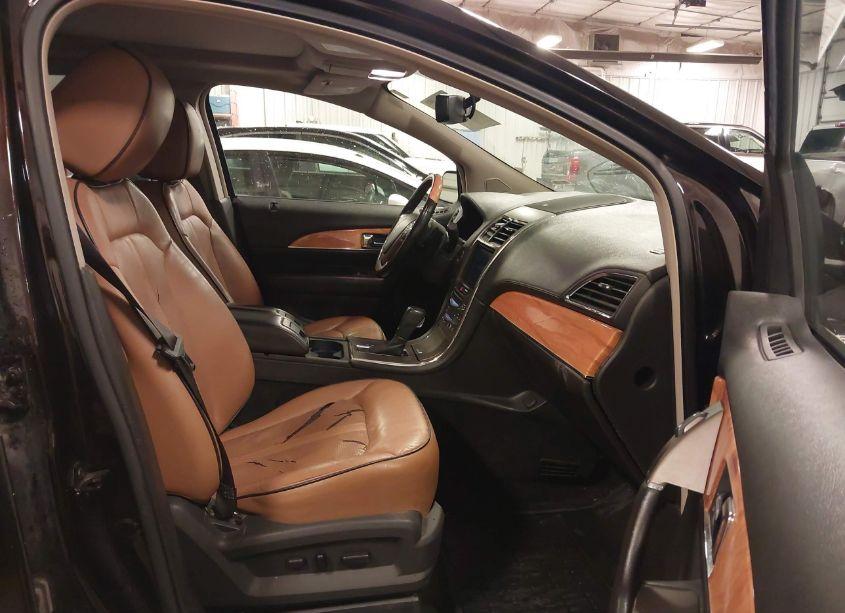 Photo 5 of 2013 Lincoln Mkx (VIN 2LMDJ8JK8DBL08857)