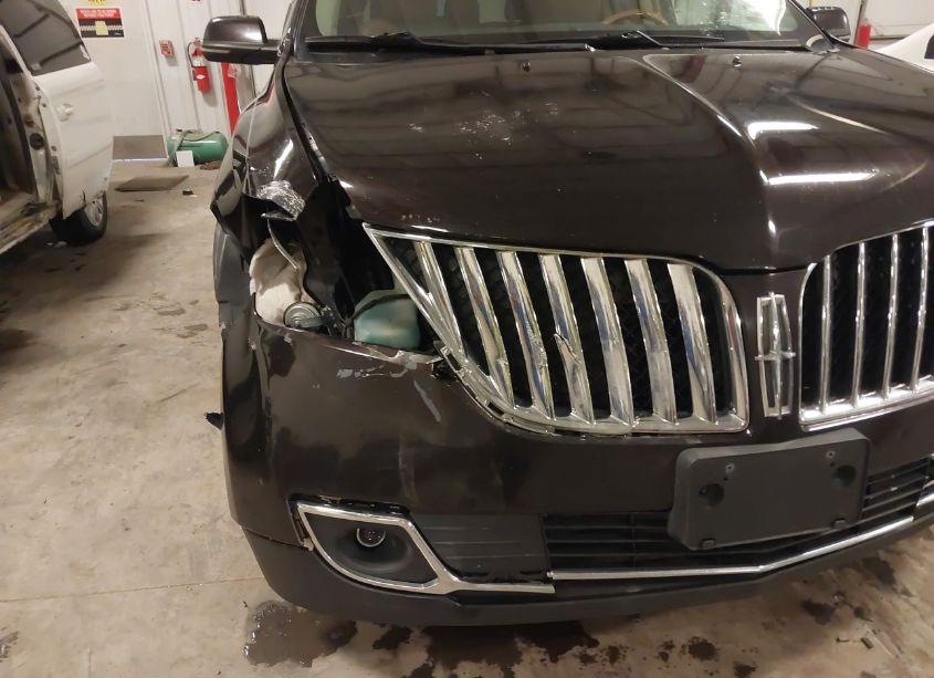 Photo 6 of 2013 Lincoln Mkx (VIN 2LMDJ8JK8DBL08857)