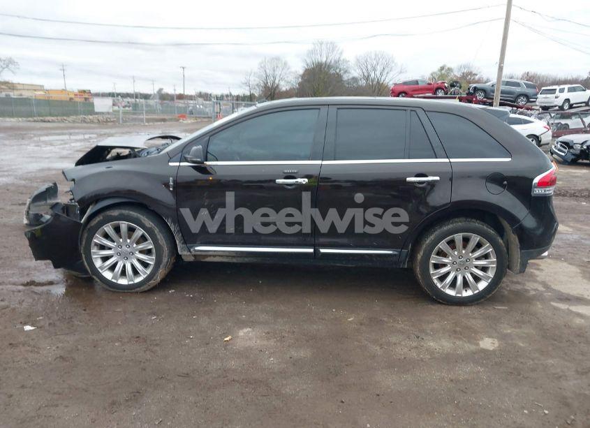 Photo 14 of 2013 Lincoln Mkx (VIN 2LMDJ8JK8DBL21124)