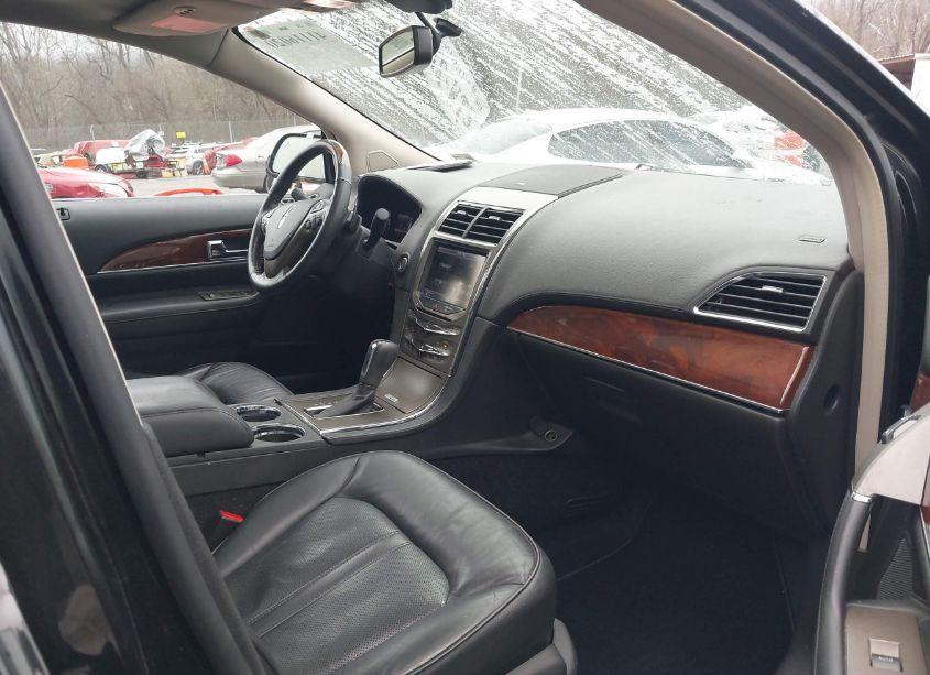 Photo 5 of 2013 Lincoln Mkx (VIN 2LMDJ8JK9DBL37848)