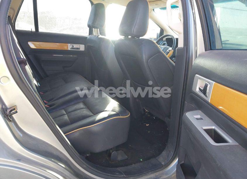 Photo 8 of 2008 Lincoln Mkx (VIN 2LMDU68C18BJ30984)