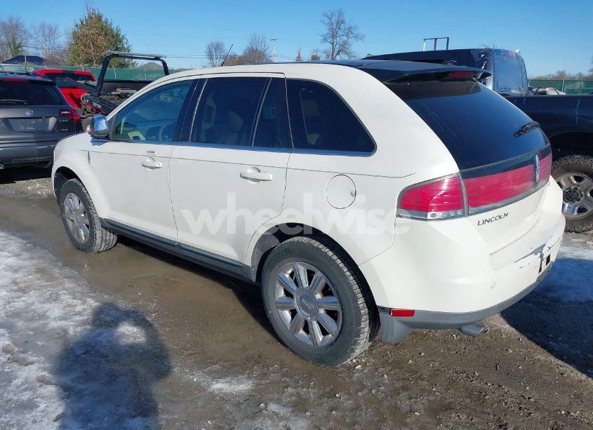Photo 3 of 2008 Lincoln Mkx (VIN 2LMDU68C38BJ39704)