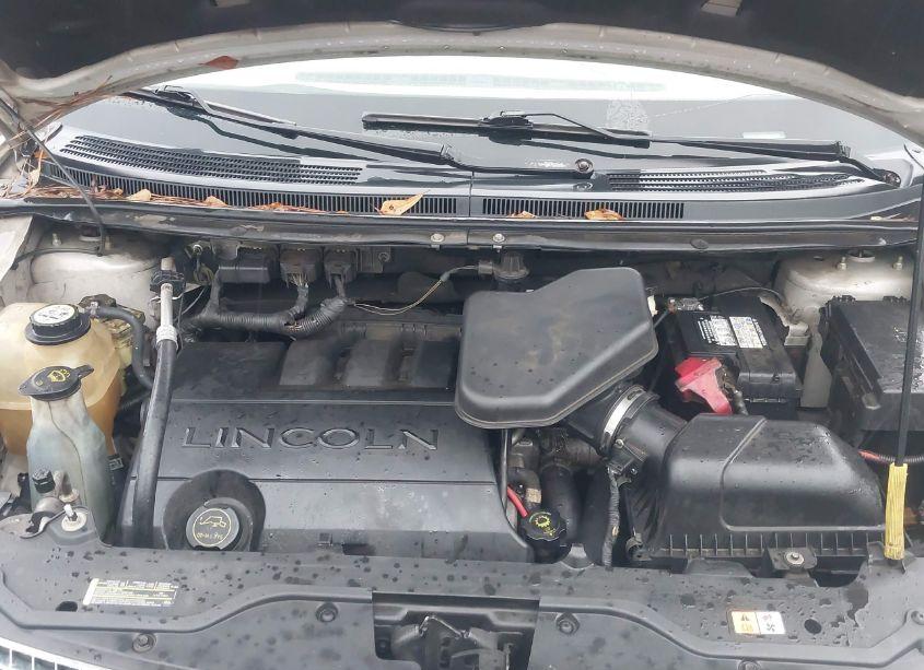 Photo 10 of 2007 Lincoln Mkx (VIN 2LMDU68C57BJ37967)