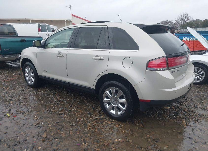 Photo 3 of 2007 Lincoln Mkx (VIN 2LMDU68C57BJ37967)