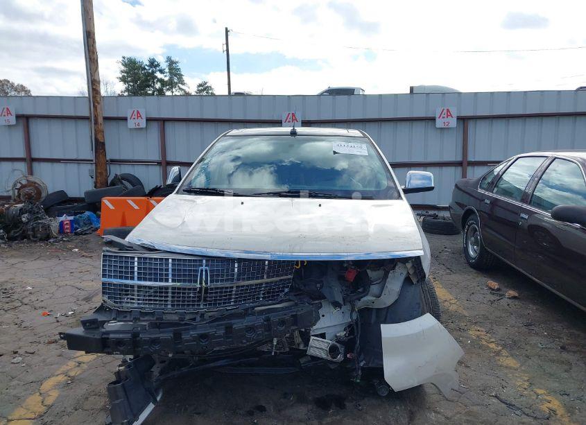 Photo 12 of 2008 Lincoln Mkx (VIN 2LMDU68C68BJ19723)