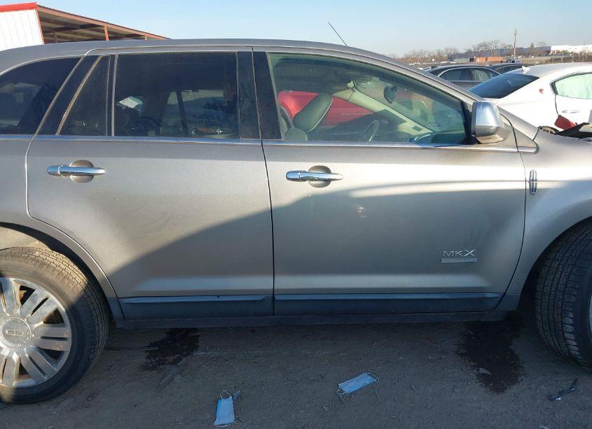 Photo 13 of 2008 Lincoln Mkx (VIN 2LMDU68C68BJ31676)