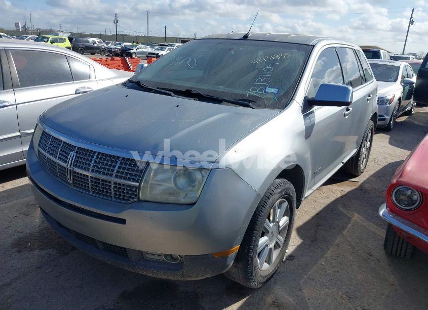 Photo 2 of 2007 Lincoln Mkx (VIN 2LMDU68C77BJ31104)