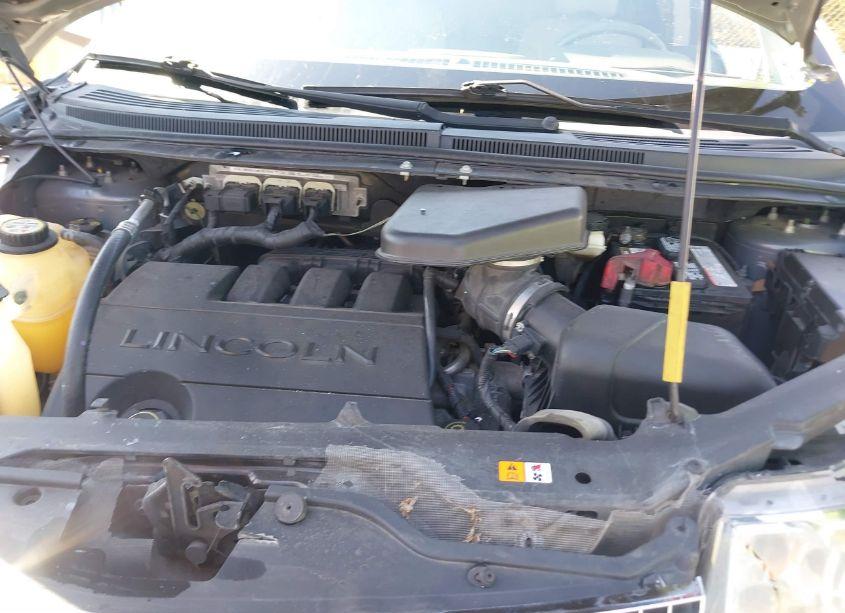 Photo 10 of 2007 Lincoln Mkx (VIN 2LMDU68C97BJ06365)