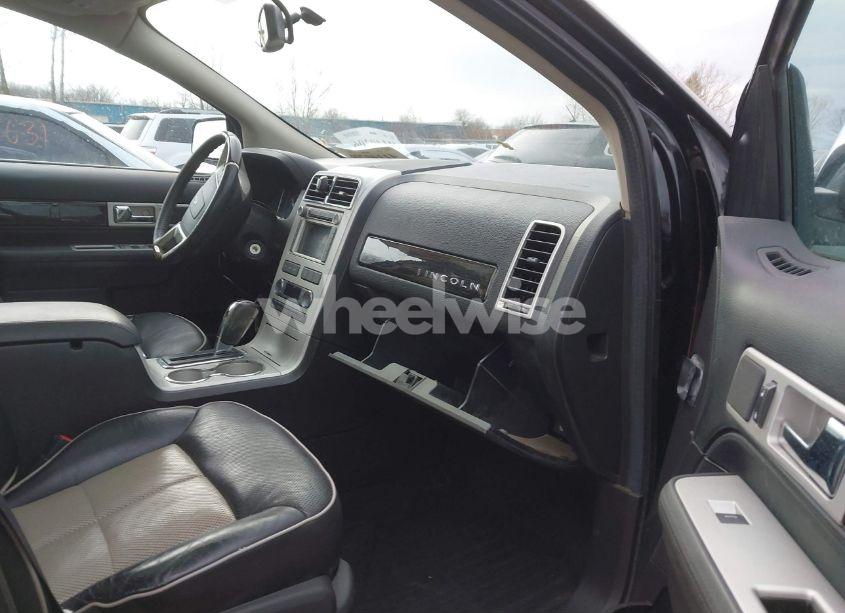 Photo 5 of 2008 Lincoln Mkx (VIN 2LMDU88C28BJ16698)