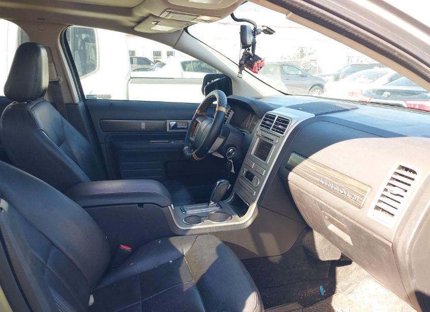 Photo 5 of 2007 Lincoln Mkx (VIN 2LMDU88C37BJ36361)