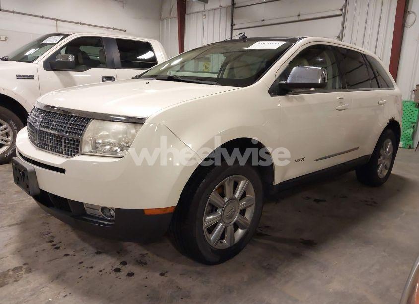 Photo 2 of 2007 Lincoln Mkx (VIN 2LMDU88C57BJ02373)