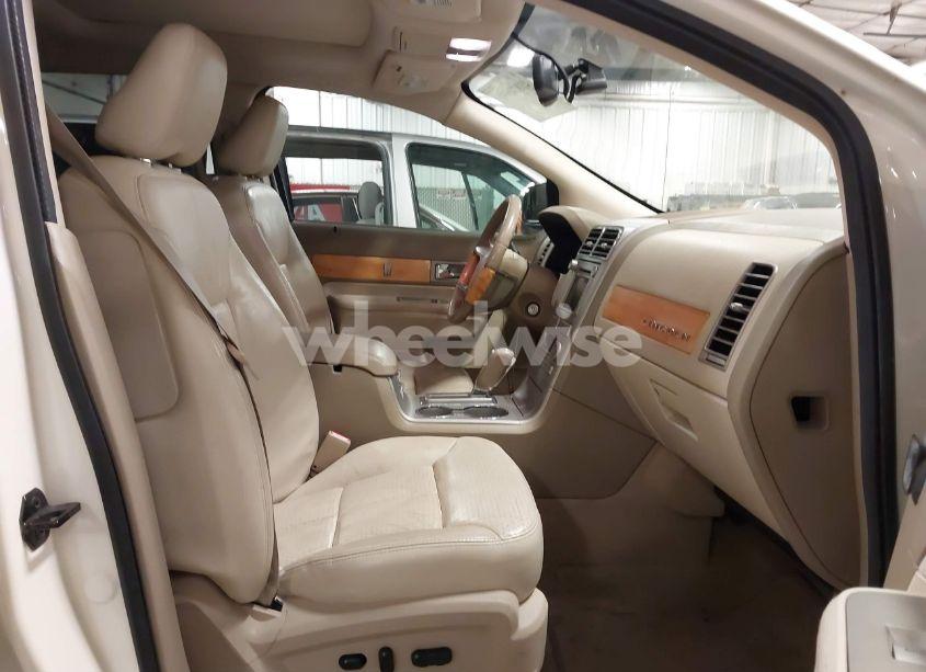 Photo 5 of 2007 Lincoln Mkx (VIN 2LMDU88C57BJ02373)