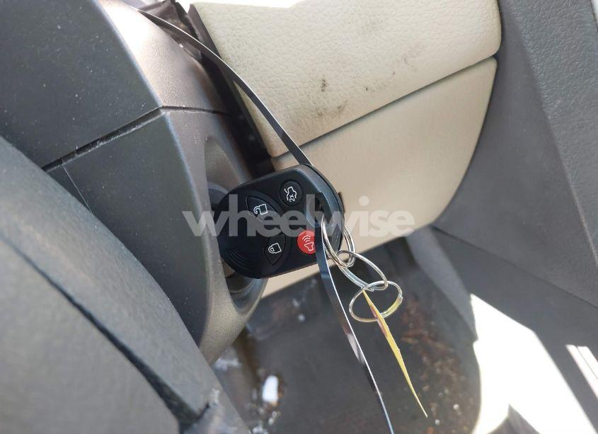 Photo 11 of 2008 Lincoln Mkx (VIN 2LMDU88C68BJ34377)