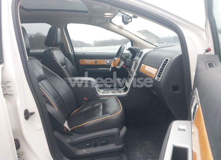 Photo 5 of 2008 Lincoln Mkx (VIN 2LMDU88CX8BJ26296)