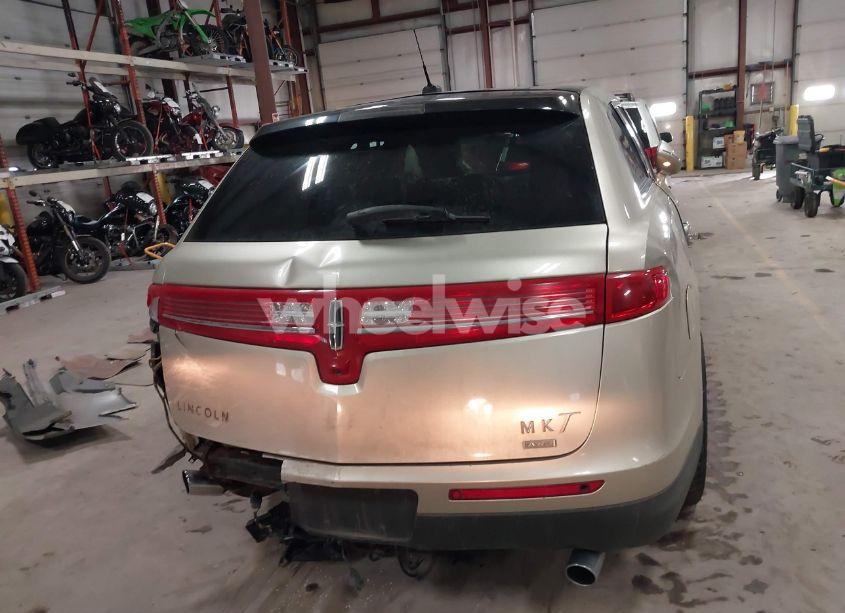 Photo 16 of 2010 Lincoln Mkt N/A (VIN 2LMHJ5AR0ABJ20455)