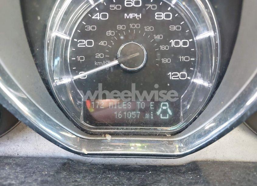 Photo 7 of 2010 Lincoln Mkt N/A (VIN 2LMHJ5AR9ABJ12211)