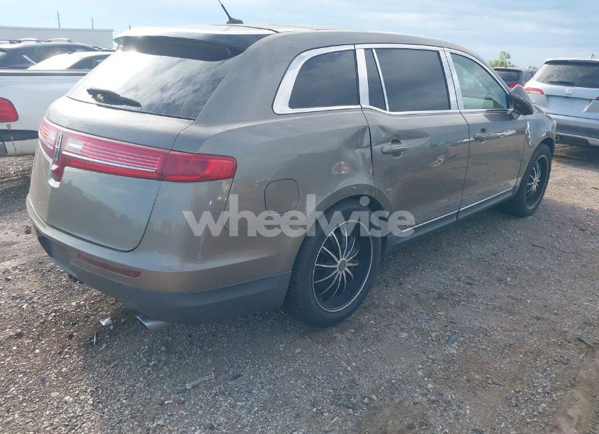 Photo 4 of 2012 Lincoln Mkt ECOBOOST (VIN 2LMHJ5AT1CBL52108)