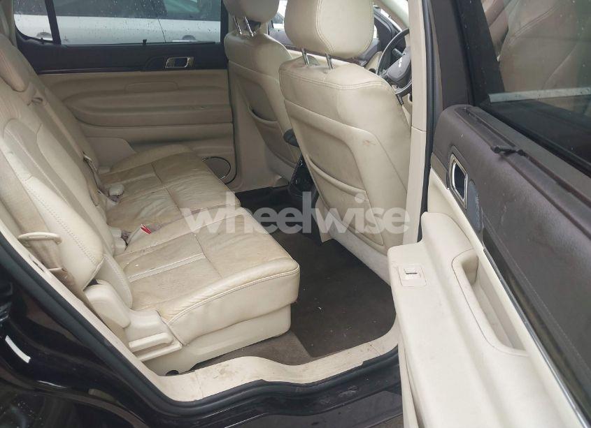 Photo 8 of 2014 Lincoln Mkt ECOBOOST (VIN 2LMHJ5AT1EBL52418)