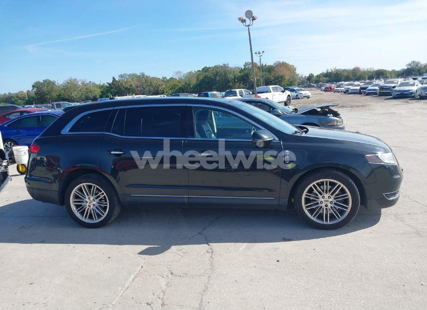 Photo 13 of 2014 Lincoln Mkt ECOBOOST (VIN 2LMHJ5AT1EBL58459)