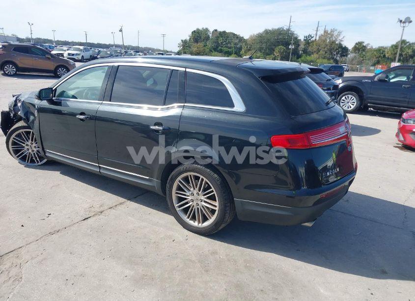 Photo 3 of 2014 Lincoln Mkt ECOBOOST (VIN 2LMHJ5AT1EBL58459)