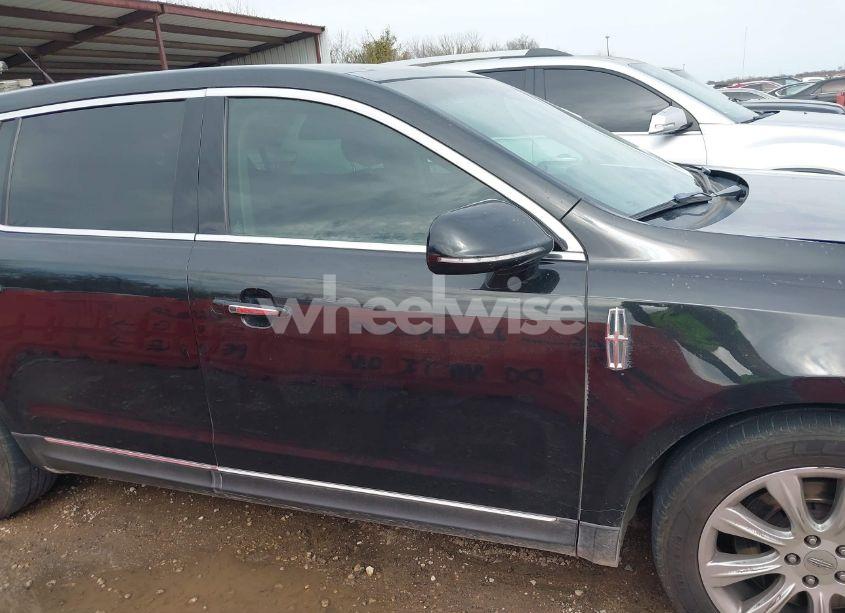 Photo 13 of 2015 Lincoln Mkt ECOBOOST (VIN 2LMHJ5AT1FBL01406)