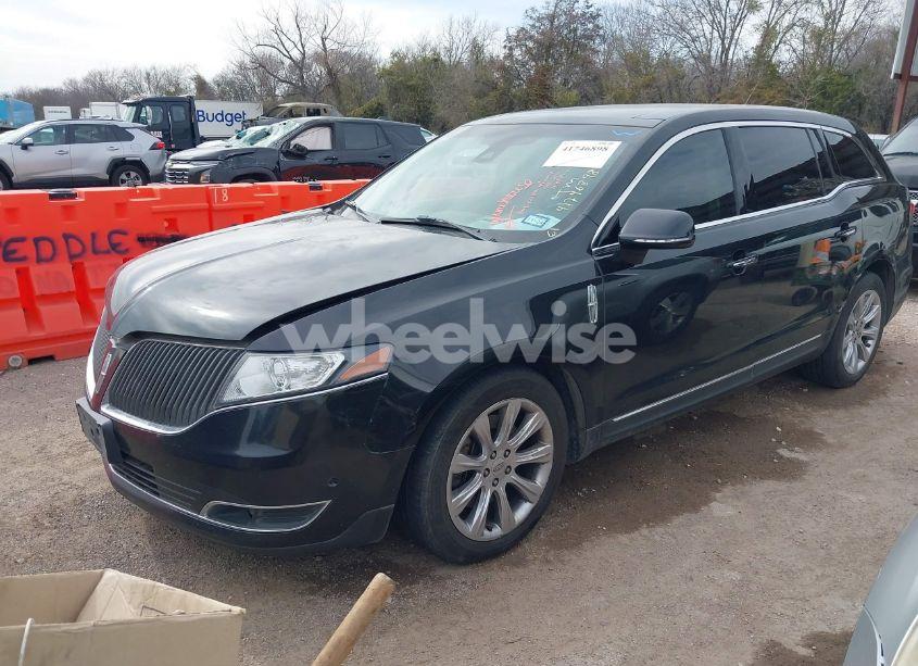 Photo 2 of 2015 Lincoln Mkt ECOBOOST (VIN 2LMHJ5AT1FBL01406)