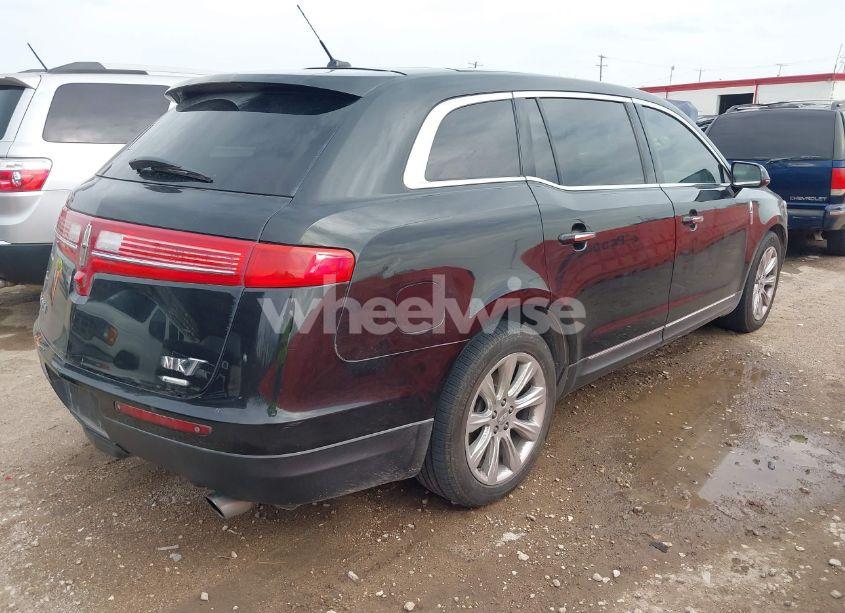 Photo 4 of 2015 Lincoln Mkt ECOBOOST (VIN 2LMHJ5AT1FBL01406)