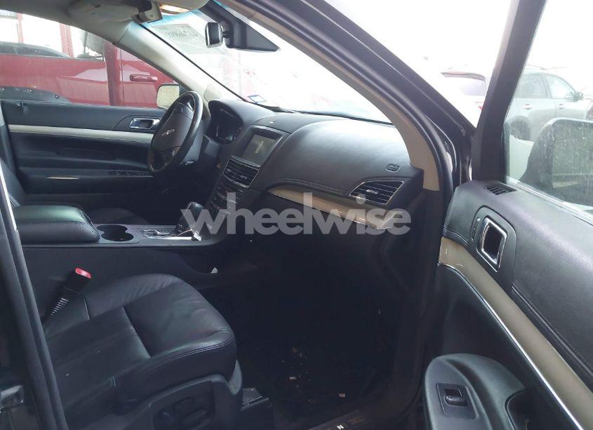 Photo 5 of 2015 Lincoln Mkt ECOBOOST (VIN 2LMHJ5AT1FBL01406)