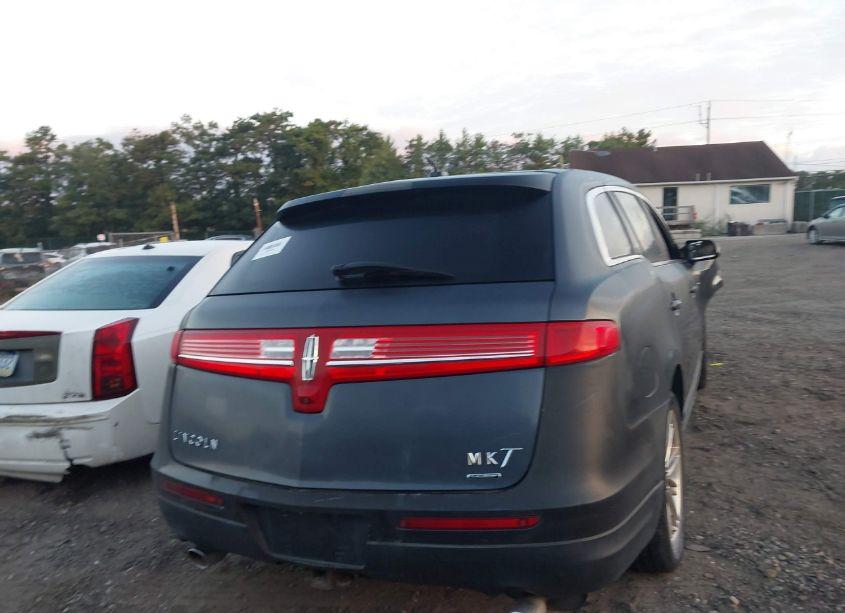 Photo 15 of 2014 Lincoln Mkt ECOBOOST (VIN 2LMHJ5AT2EBL50581)