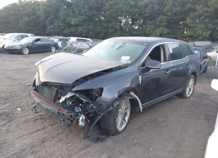 Photo 2 of 2014 Lincoln Mkt ECOBOOST (VIN 2LMHJ5AT2EBL50581)