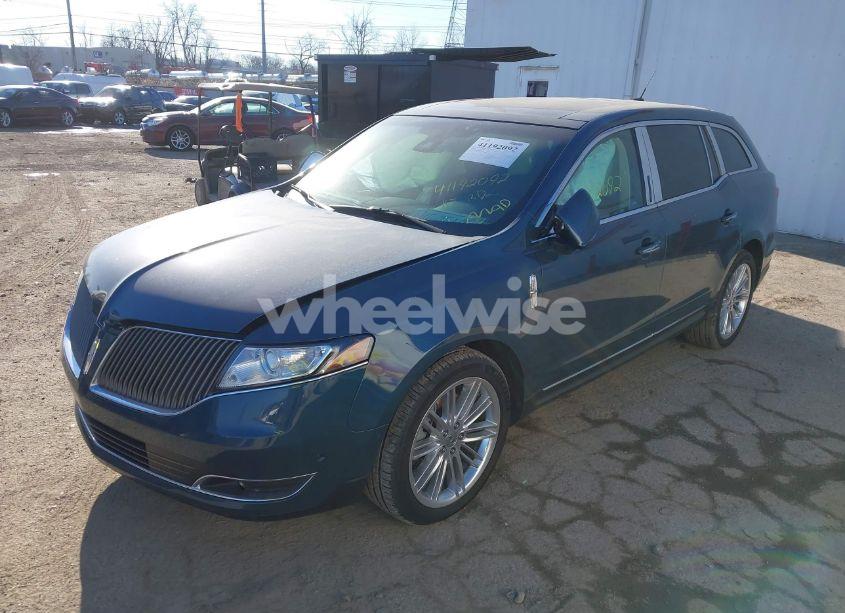 Photo 2 of 2016 Lincoln Mkt ECOBOOST (VIN 2LMHJ5AT4GBL02910)