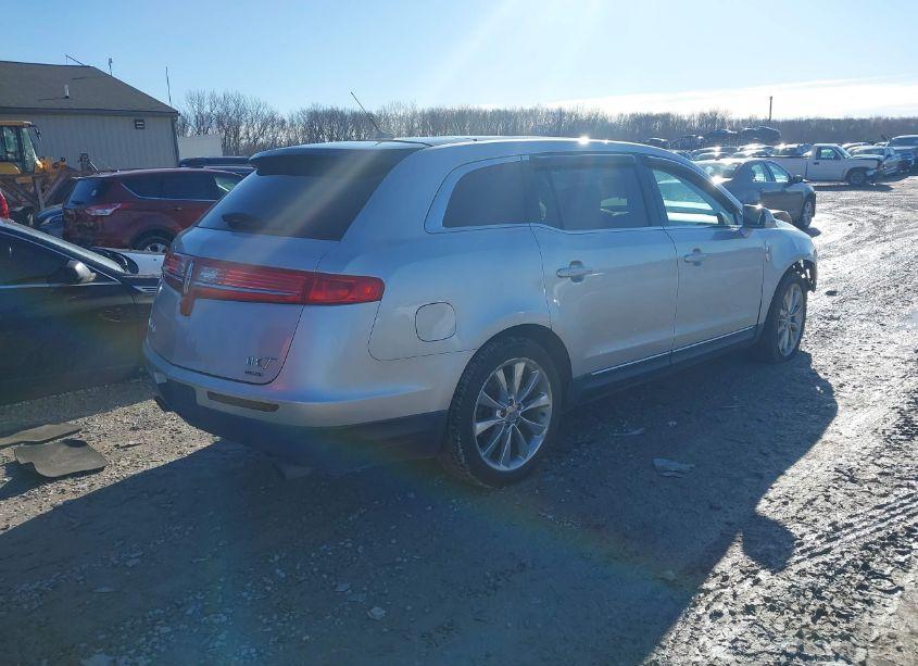 Photo 4 of 2011 Lincoln Mkt ECOBOOST (VIN 2LMHJ5AT5BBJ50323)