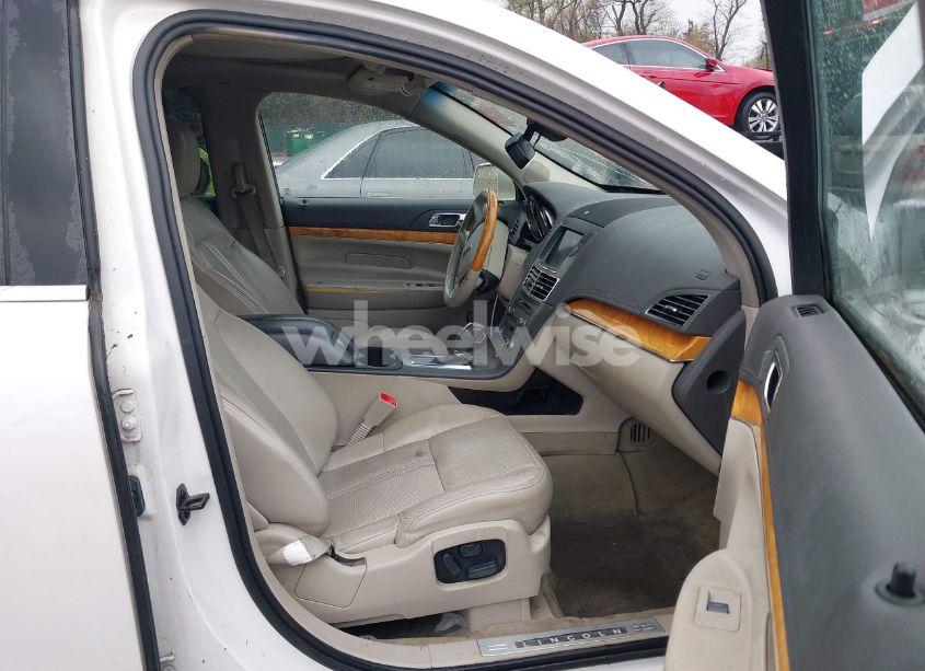 Photo 5 of 2012 Lincoln Mkt ECOBOOST (VIN 2LMHJ5AT6CBL50239)