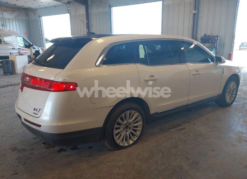 Photo 4 of 2012 Lincoln Mkt ECOBOOST (VIN 2LMHJ5AT6CBL52069)