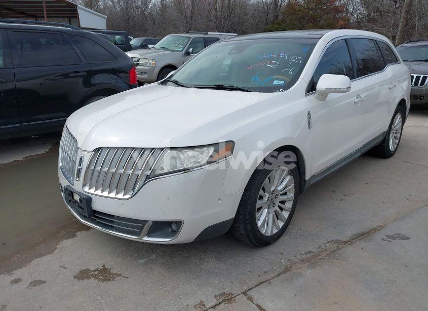 Photo 2 of 2012 Lincoln Mkt ECOBOOST (VIN 2LMHJ5AT8CBL51621)