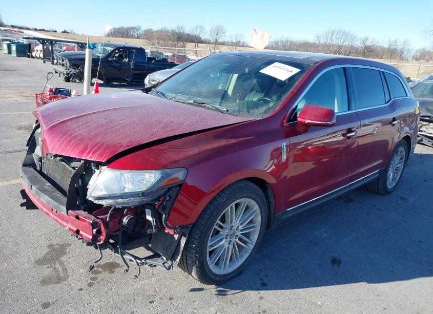 Photo 2 of 2013 Lincoln Mkt ECOBOOST (VIN 2LMHJ5AT9DBL51029)