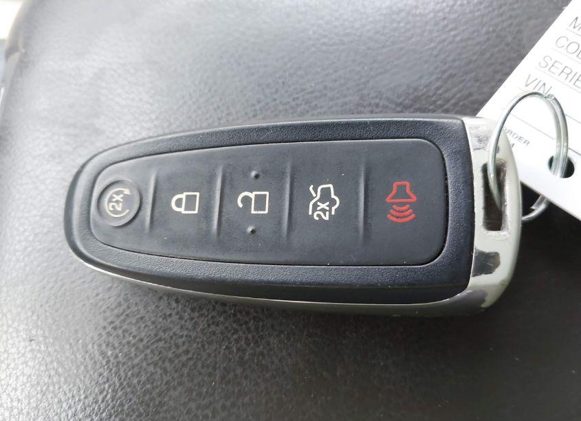 Photo 11 of 2016 Lincoln Mkt ECOBOOST (VIN 2LMHJ5AT9GBL02305)