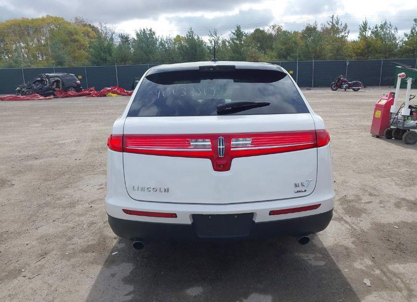 Photo 16 of 2013 Lincoln Mkt ECOBOOST (VIN 2LMHJ5ATXDBL53856)