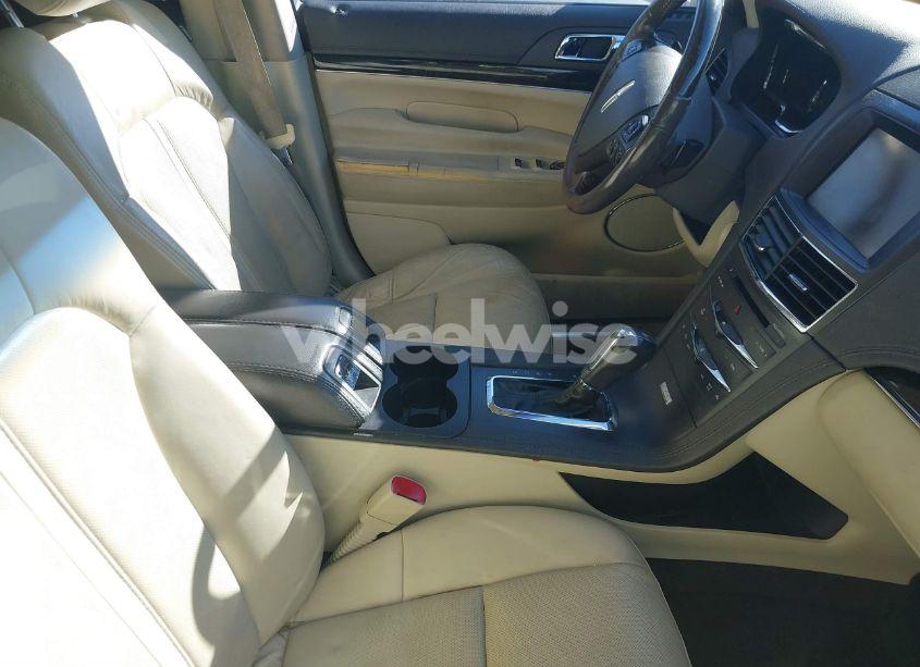 Photo 5 of 2014 Lincoln Mkt ECOBOOST (VIN 2LMHJ5ATXEBL53521)