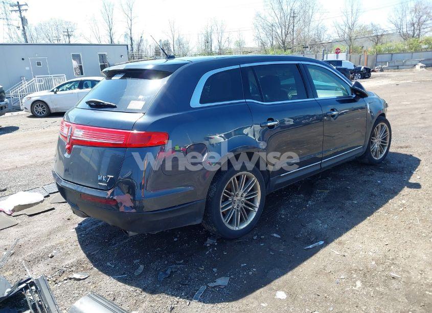 Photo 4 of 2014 Lincoln Mkt ECOBOOST (VIN 2LMHJ5ATXEBL57360)