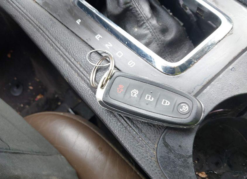 Photo 11 of 2014 Lincoln Mkt (VIN 2LMHJ5FKXEBL51803)