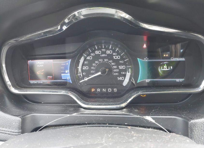 Photo 7 of 2014 Lincoln Mkt (VIN 2LMHJ5FKXEBL51803)