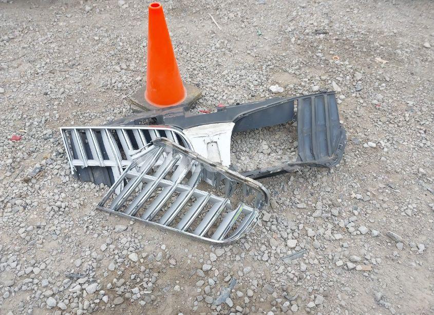 Photo 12 of 2012 Lincoln Mkt N/A (VIN 2LMHJ5FR8CBL53429)