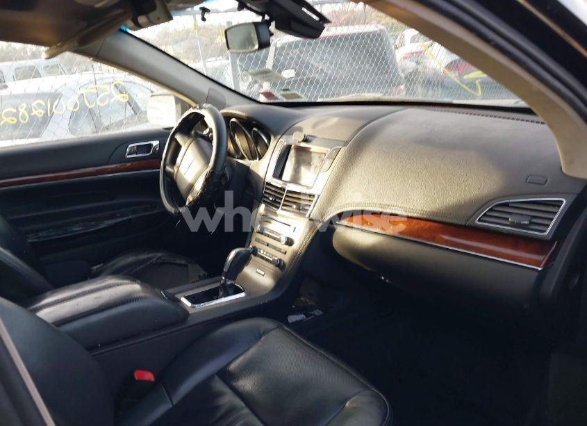 Photo 5 of 2012 Lincoln Mkt N/A (VIN 2LMHJ5FRXCBL54579)