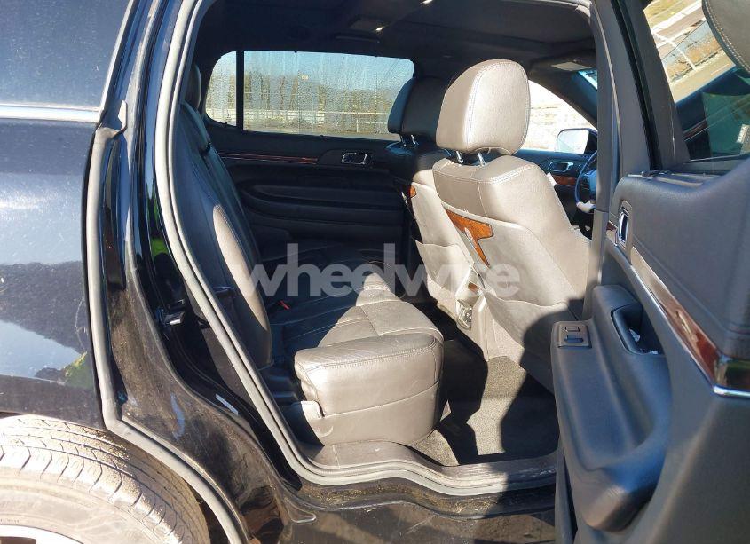 Photo 8 of 2018 Lincoln Mkt LIVERY (VIN 2LMHJ5NK5JBL02245)