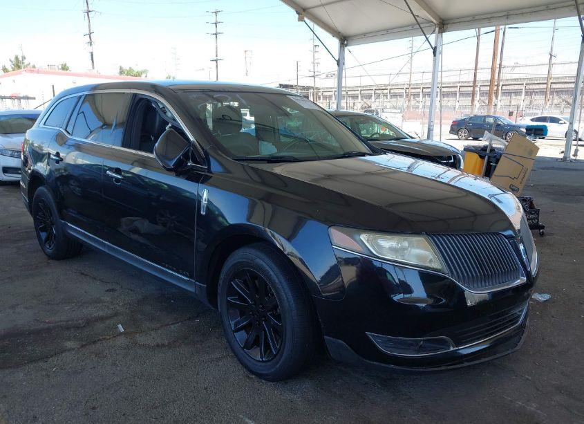2013 Lincoln Mkt LIVERY (VIN 2LMHJ5NK6DBL53922) main photo