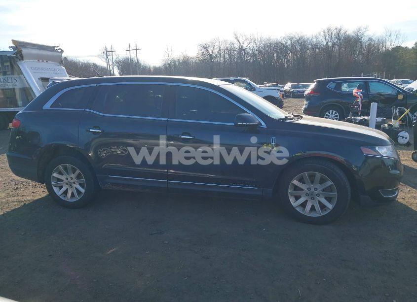 Photo 13 of 2015 Lincoln Mkt LIVERY (VIN 2LMHJ5NK8FBL01100)